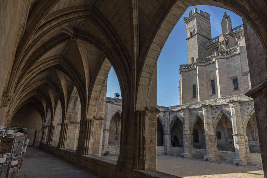 Francia - Béziers 017 - catedral de Saint-Nazaire & Saint-Celse - claustro.jpg